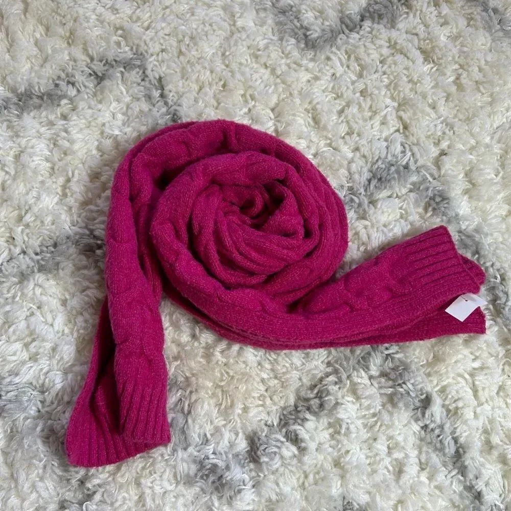 Tahari Fuchsia scarf Accessory